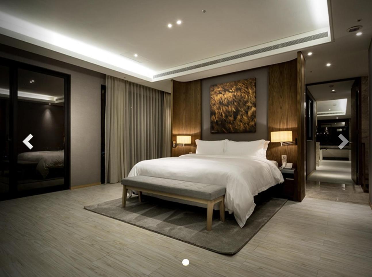 Cuncyue Hot Spring Resort Luodong Room photo A bedroom at the Ritz-Carlton, Maldives